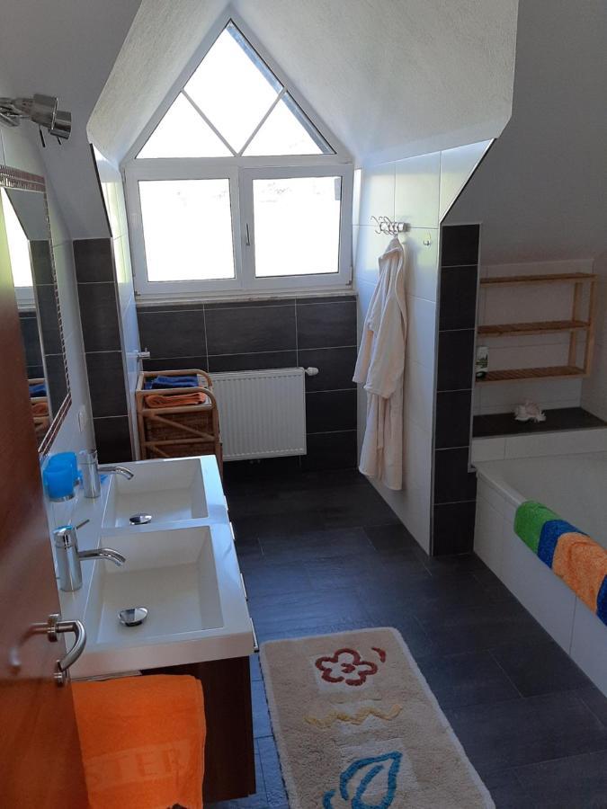 Sundowner Appartment At The Lakeside - 120Sqm Schörfling Esterno foto