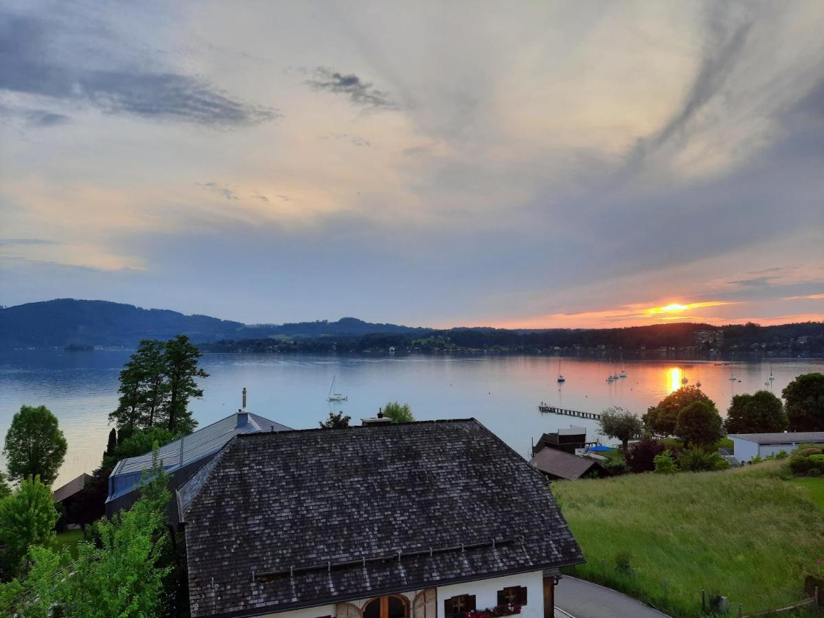 Sundowner Appartment At The Lakeside - 120Sqm Schörfling Esterno foto